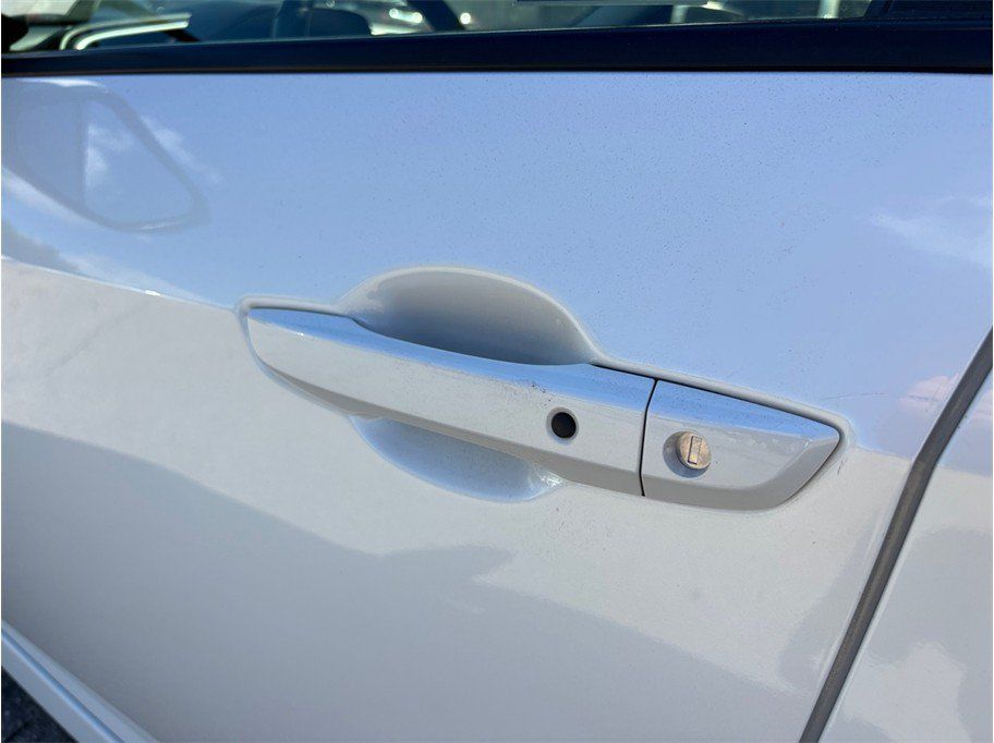 Used 2019 Honda Civic EX-L image 14