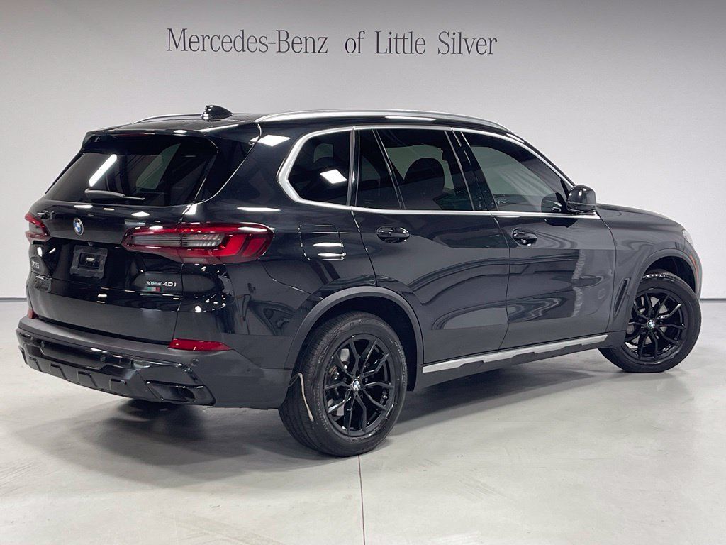 Used 2021 BMW X5 xDrive40i w/ Premium Package AWD/4WD image 6