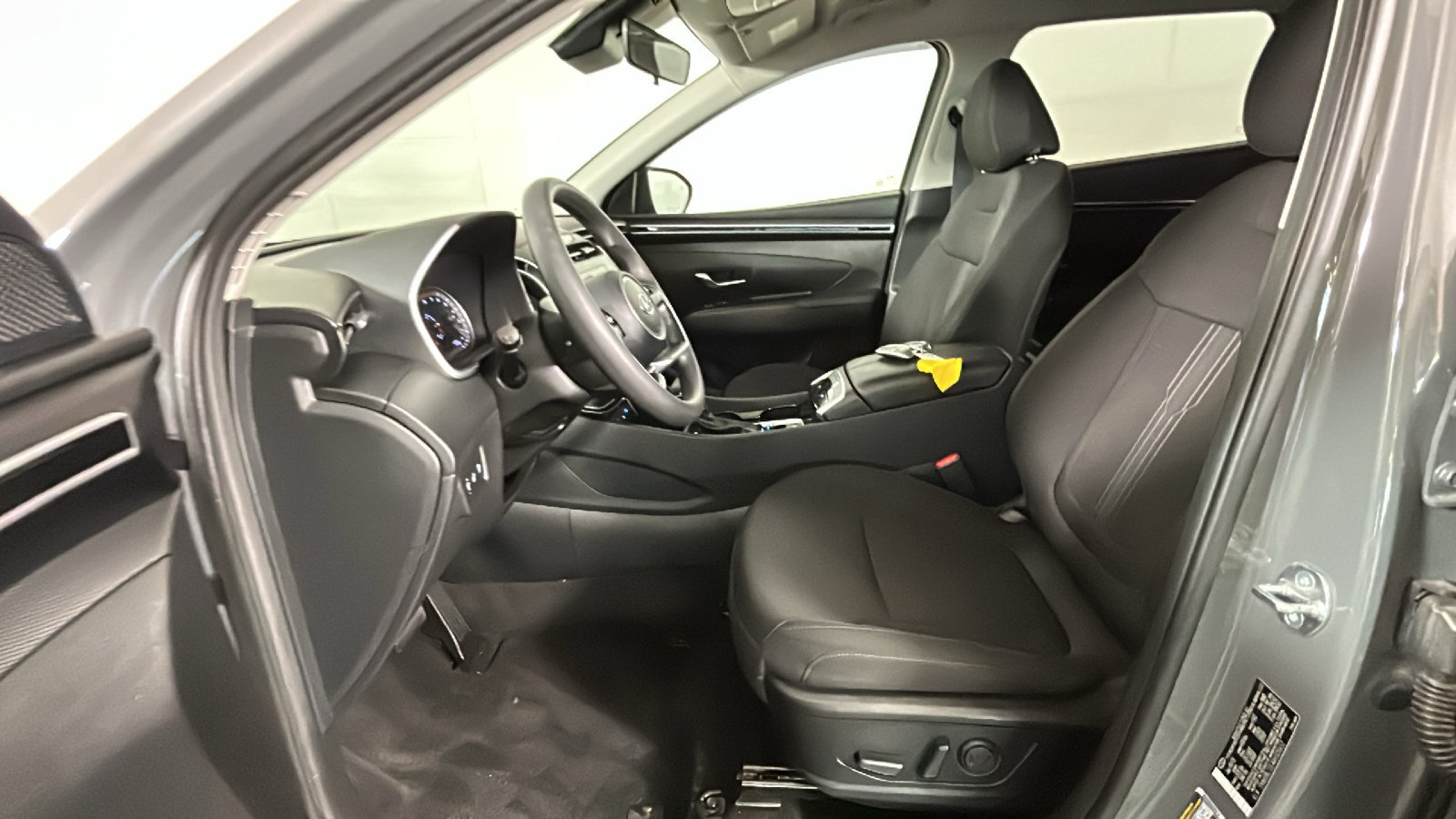 Certified 2024 Hyundai Tucson SEL AWD/4WD image 15