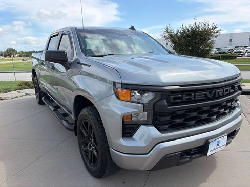 Used 2024 Chevrolet Silverado 1500 Custom w/ Rally Edition AWD/4WD image 2