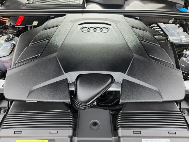 Used 2023 Audi Q7 3.0T Prestige AWD/4WD image 28