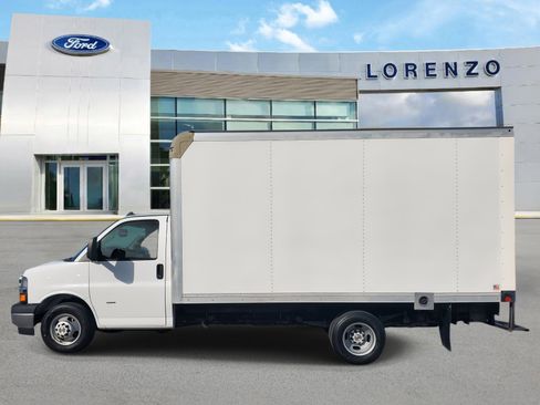 Used 2019 Chevrolet Express 3500 w/ Power Convenience Package image 8