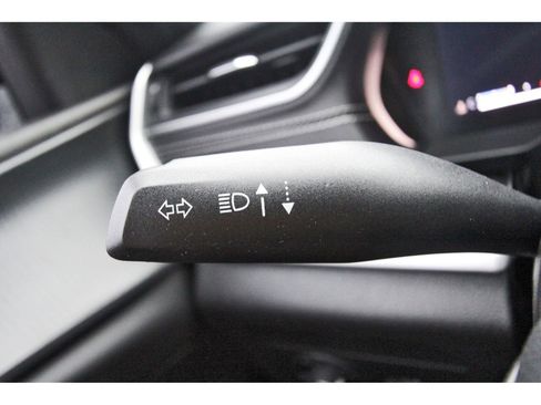 Used 2024 Jeep Grand Cherokee Altitude AWD/4WD image 21