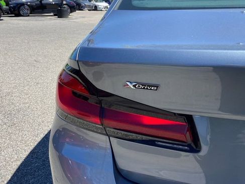 Used 2021 BMW 530i xDrive w/ Premium Package AWD/4WD image 34