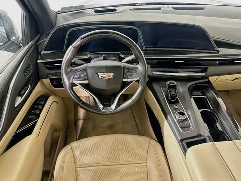 Certified 2024 Cadillac Escalade Premium Luxury w/ Performance Package AWD/4WD image 25