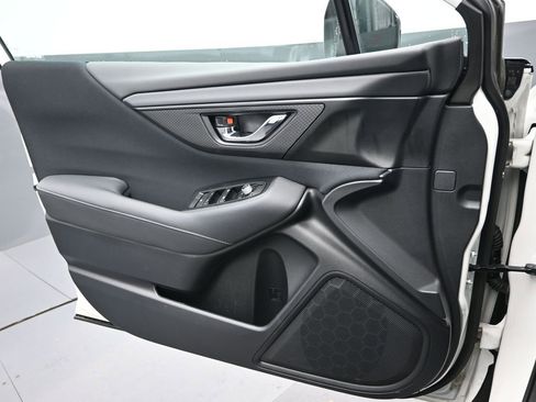 Used 2024 Subaru Outback Premium image 12