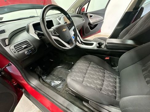 Used 2013 Chevrolet Volt w/ Enhanced Safety Package 2 FWD image 16