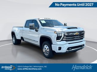 Used 2025 Chevrolet Silverado 3500 High Country w/ High Country Premium Package AWD/4WD video 1