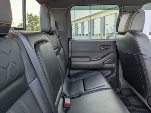 Used 2024 Nissan Frontier PRO-4X w/ Pro Premium Package image 19