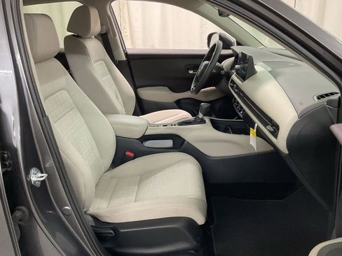 Certified 2026 Honda HR-V LX image 29