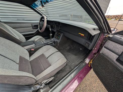 Used 1992 Chevrolet Camaro RS image 21