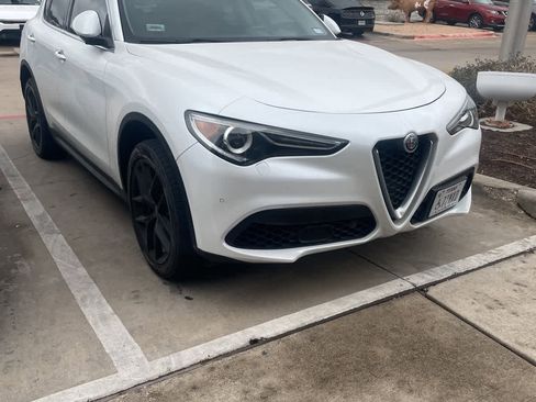 Used 2019 Alfa Romeo Stelvio Ti Lusso w/ Quick Order Package 22X Lusso image 2