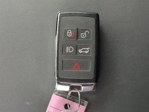 Certified 2025 Land Rover Defender 110 S AWD/4WD image 37