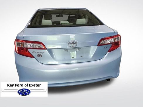 Used 2012 Toyota Camry LE FWD image 11