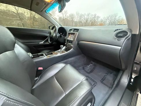 Used 2013 Lexus IS 350C w/ Luxury Pkg image 15