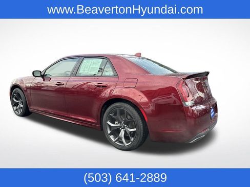 Used 2023 Chrysler 300 S w/ Comfort Group image 5