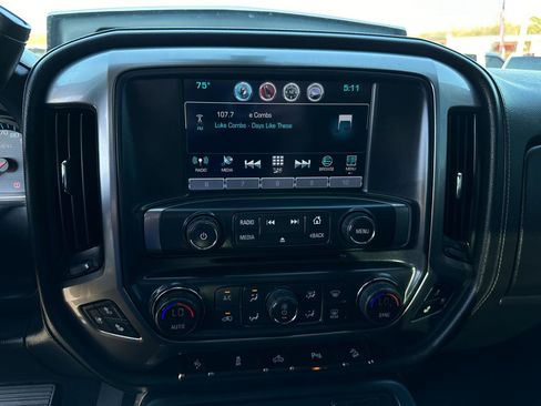 Used 2018 Chevrolet Silverado 1500 LTZ Z71 w/ LTZ Plus Package image 15