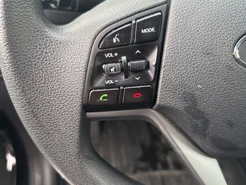 Used 2017 Hyundai Tucson SE image 17