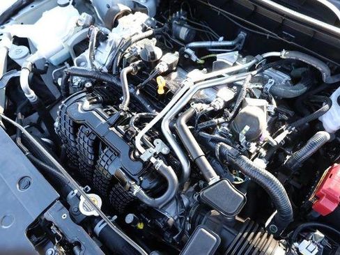Certified 2025 Nissan Altima 2.5 SR w/ SR Premium Package FWD image 23