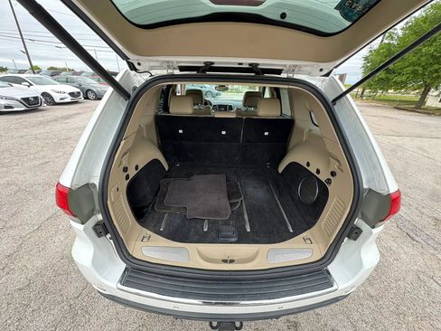 Used 2017 Jeep Grand Cherokee Limited w/ Luxury Group II image 22