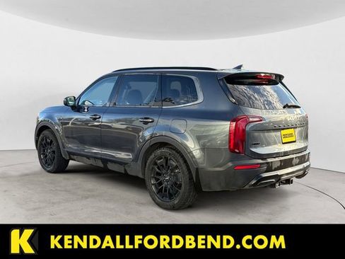 Used 2022 Kia Telluride EX w/ EX Premium Package image 3