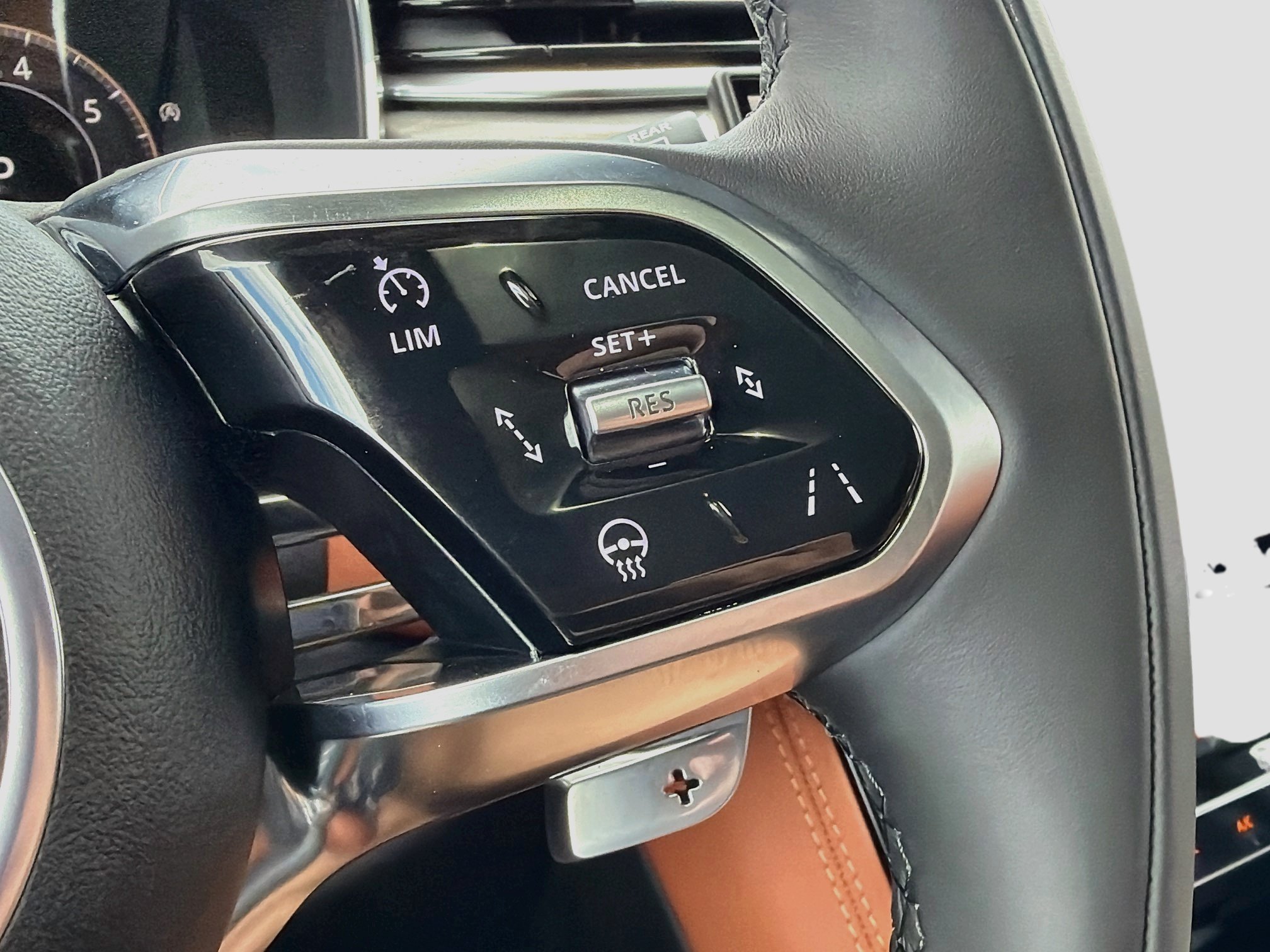New 2026 Jaguar F-PACE R-Dynamic S AWD/4WD image 39