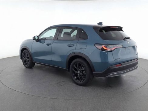 Used 2023 Honda HR-V Sport image 5