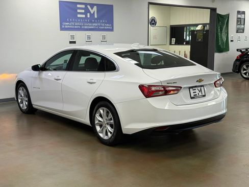 Used 2022 Chevrolet Malibu LT FWD image 5