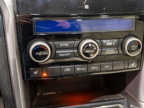 Used 2020 Subaru Ascent Limited w/ Technology Package AWD/4WD image 32