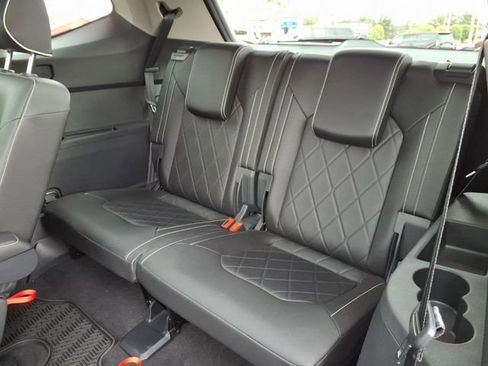 Used 2025 Volkswagen Atlas SEL Premium R-Line AWD/4WD image 9