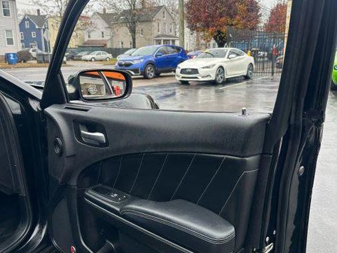 Used 2016 Dodge Charger R/T image 11