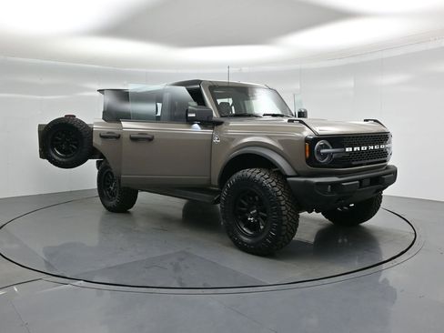 New 2025 Ford Bronco Outer Banks image 31