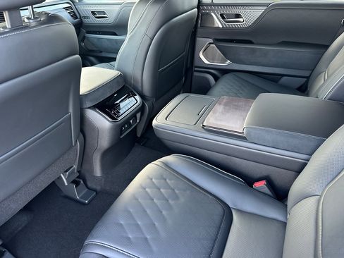 New 2026 INFINITI QX80 Autograph w/ Autograph Exterior Package image 12