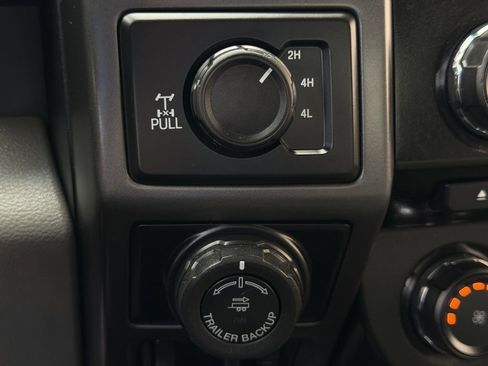 Used 2017 Ford F150 XLT w/ Equipment Group 301A Mid AWD/4WD image 22