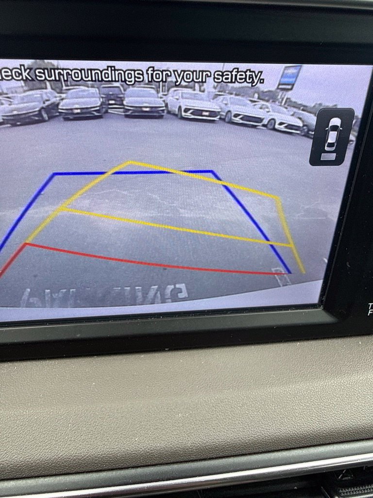 Used 2019 Hyundai Santa Fe SE AWD/4WD image 5
