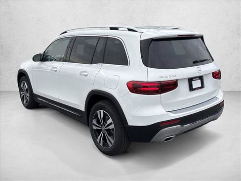 Certified 2025 Mercedes-Benz GLB 250 image 10