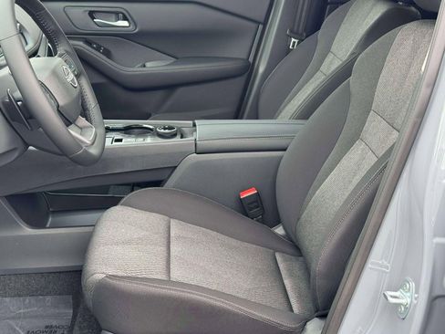 New 2026 Nissan Rogue SV AWD/4WD image 29