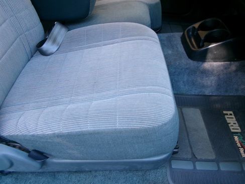 Used 1997 Ford Ranger XLT image 18