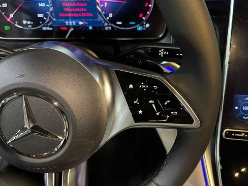 New 2025 Mercedes-Benz GLC 300 4MATIC image 23