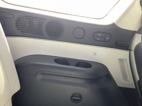 Used 2026 Hyundai Palisade Calligraphy image 13