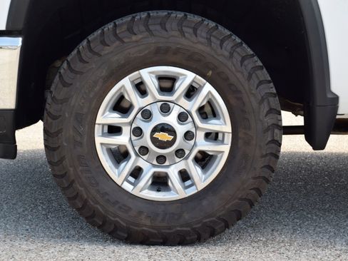Used 2024 Chevrolet Silverado 2500 W/T w/ WT Convenience Package AWD/4WD image 25
