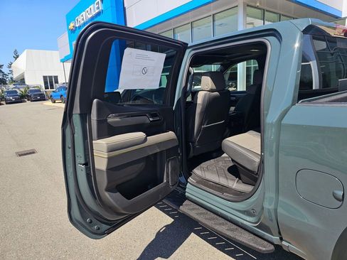 New 2026 Chevrolet Silverado 1500 ZR2 AWD/4WD image 16