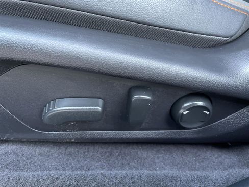 Used 2025 Subaru Crosstrek 2.5i Limited image 13