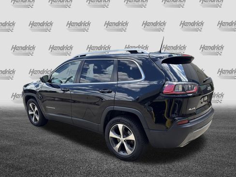 Used 2019 Jeep Cherokee Limited w/ Luxury Group AWD/4WD image 8