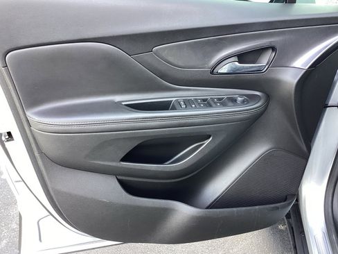 Used 2022 Buick Encore Preferred w/ Safety Package image 24