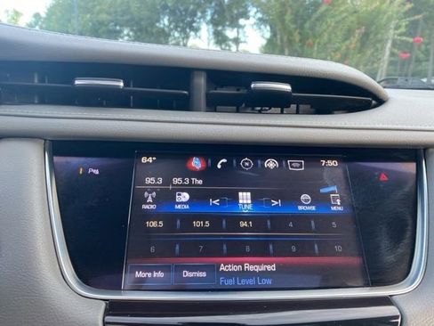Used 2017 Cadillac XT5 Luxury w/ Driver Awareness Package FWD image 32