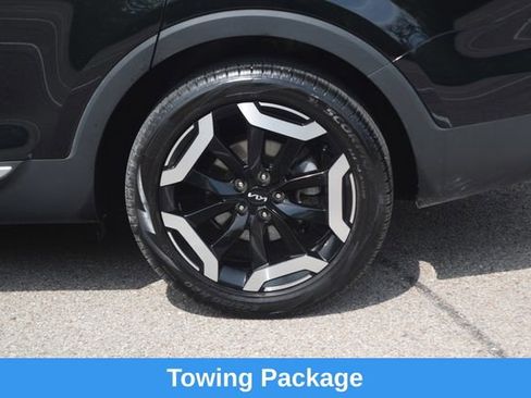 Used 2024 Kia Telluride EX w/ EX Captain's Chair Package AWD/4WD image 4
