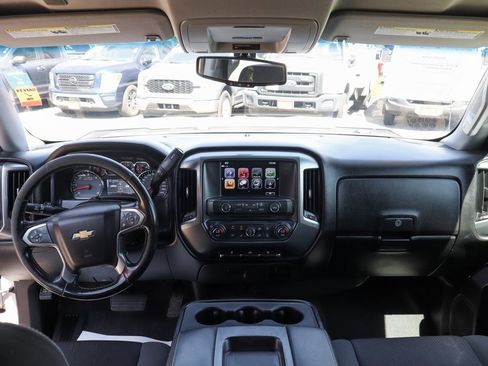 Used 2018 Chevrolet Silverado 1500 LT w/ Texas Edition image 27