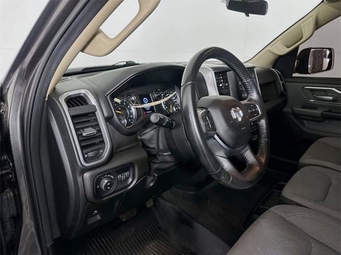 Used 2019 RAM 1500 Big Horn image 9