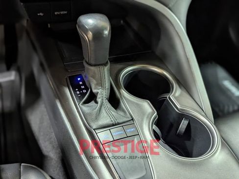 Used 2022 Toyota Camry SE image 21